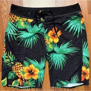Quiksilver Board Shorts Mens 32 9" Floral Beach Swim Trunks
